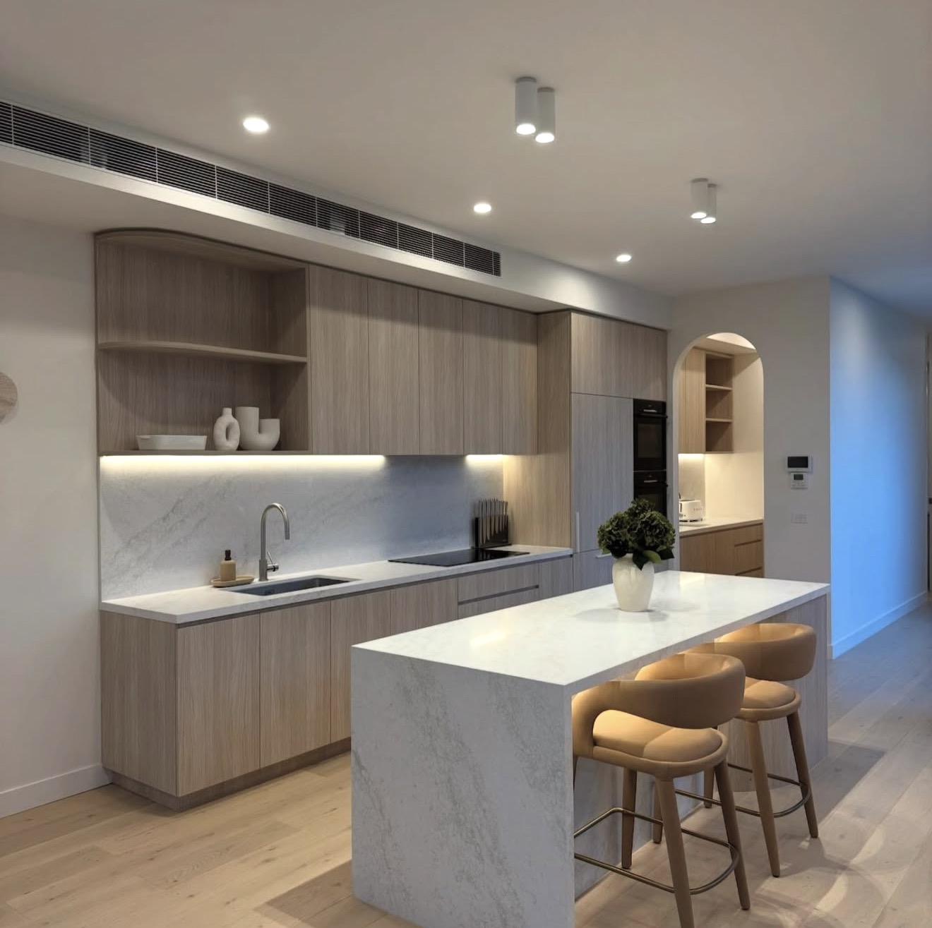Kitchen with island, Sunbury